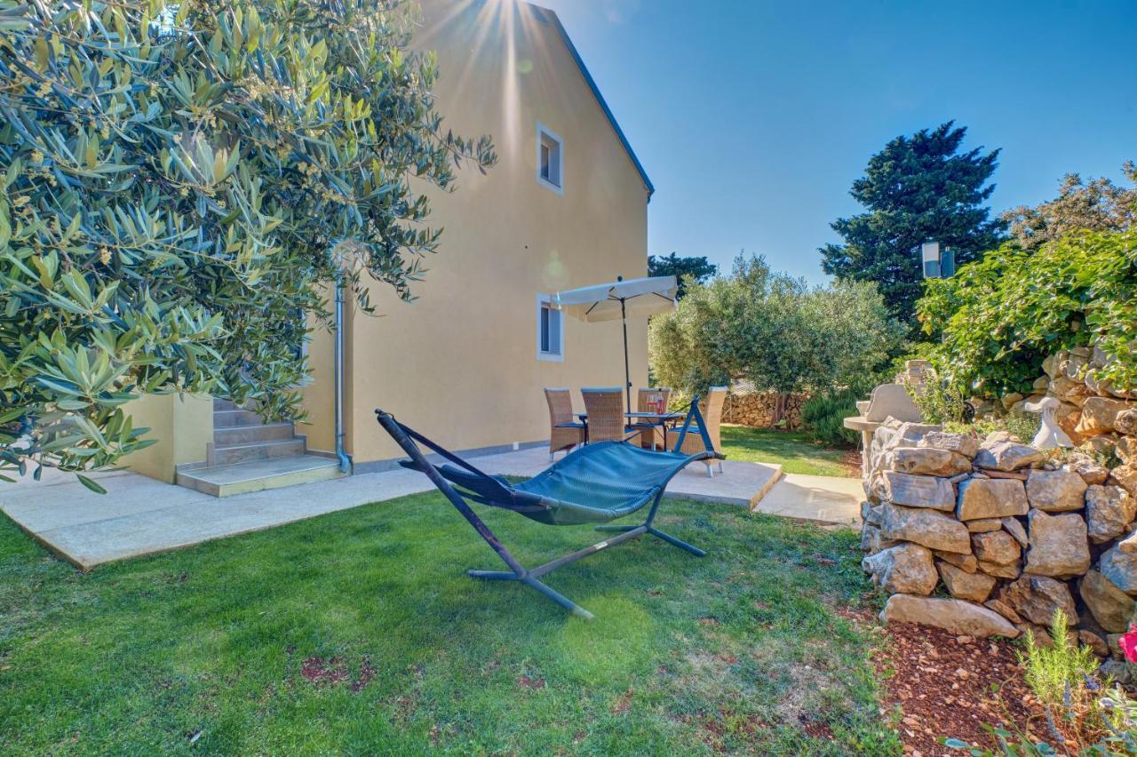 Apartment Tena Veli Lošinj Exteriör bild