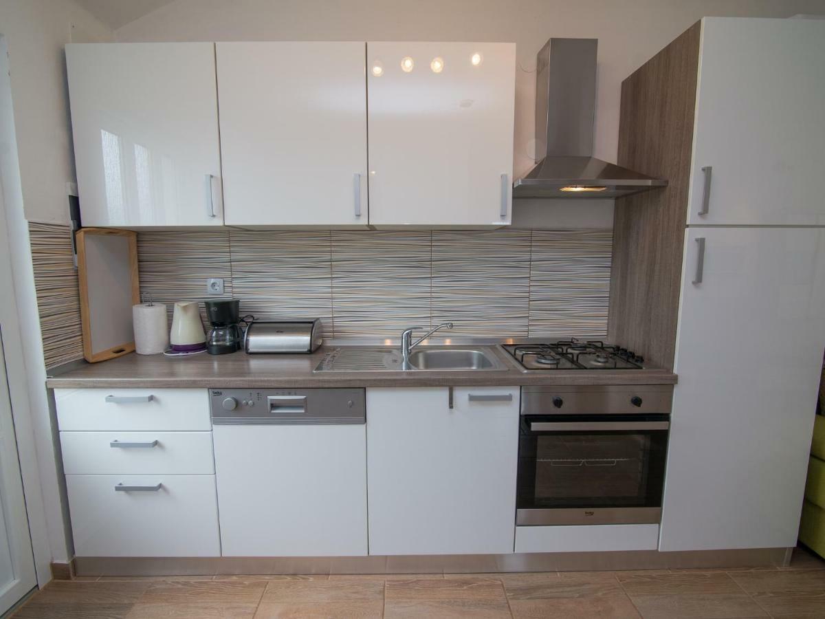 Apartment Tena Veli Lošinj Exteriör bild